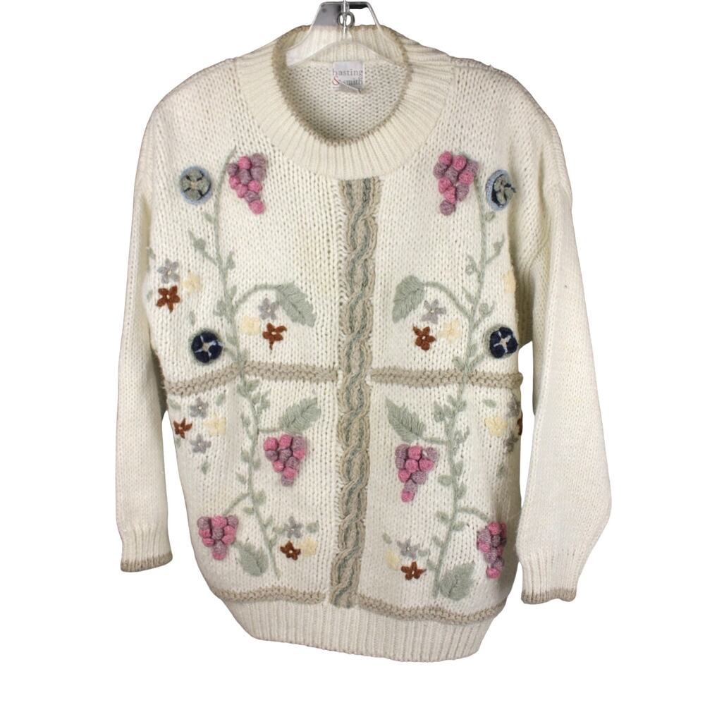 Vintage Womens L 3D Floral Grape Sweater Cottagecore Granny Hand Knit Cable Knit